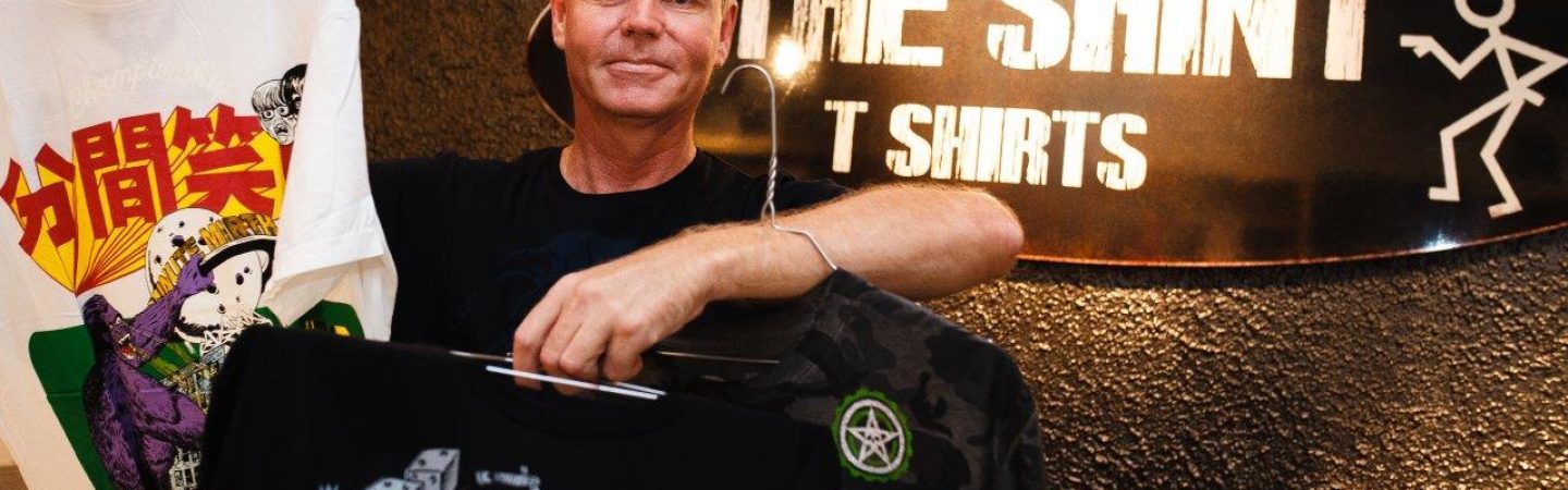 The SainT: een ‘vreemde’ winkel met shirts voor iedereen